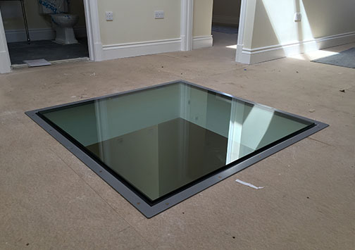 Advantages of a Glass Floor Feature in Your Property