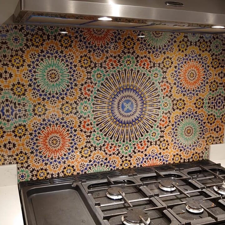 Mandala pattern splashback