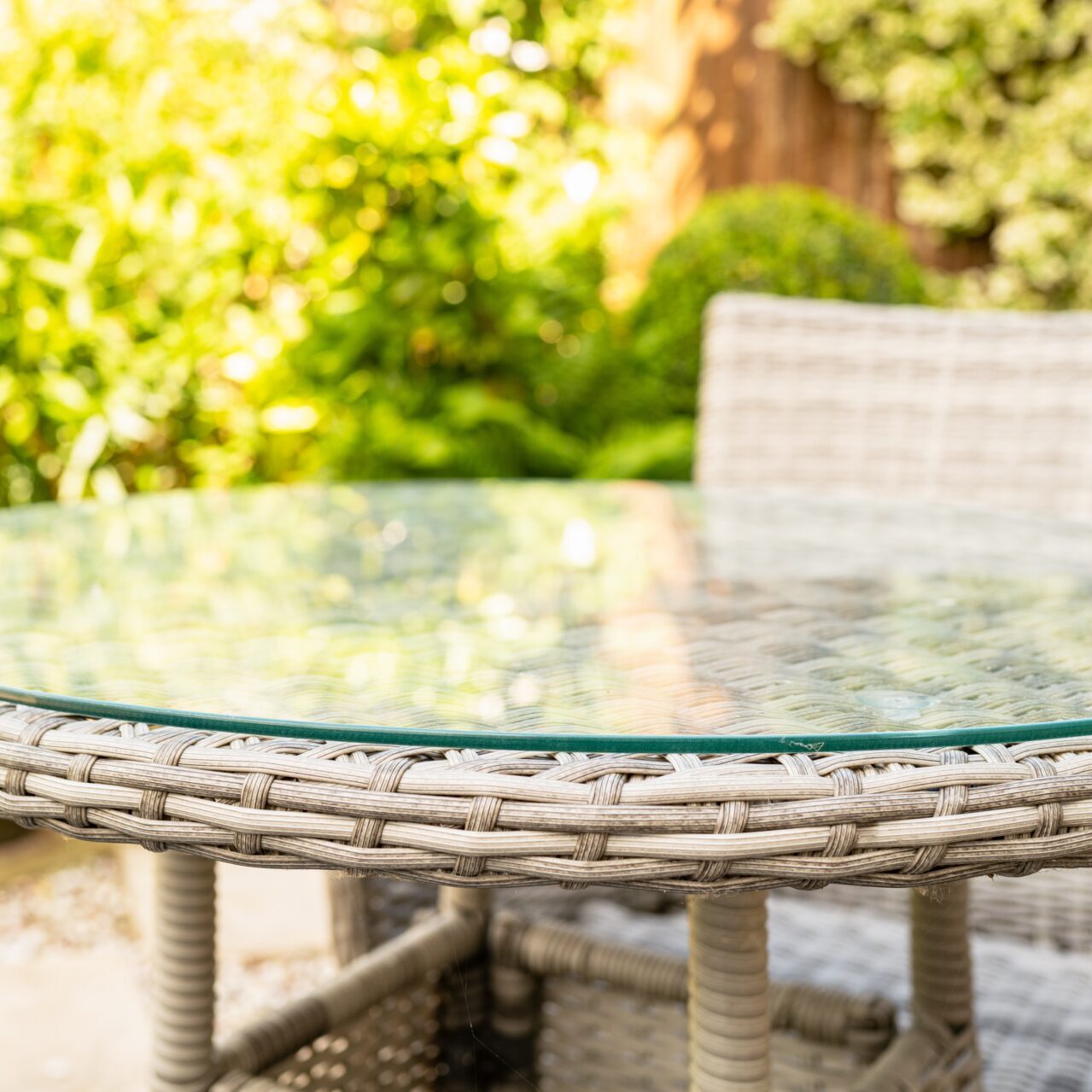 bespoke glass, glass suppliers swindon, custom made bespoke glass table, uk's leading glass manufacturers and suppliers glass table top glass suppliers gloucester oxford cheltenham bespoke glass, glass suppliers swindon, custom made bespoke glass table, uk's leading glass manufacturers and suppliers glass table top glass suppliers gloucester oxford cheltenham